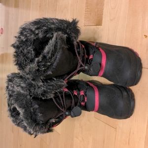 Kamik girls winter boots, size 3 *see description*